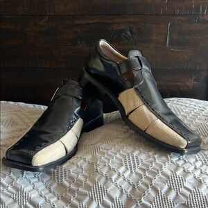 Stacy Adams Black and Cream Leather Oxfords with Two-Tone Design